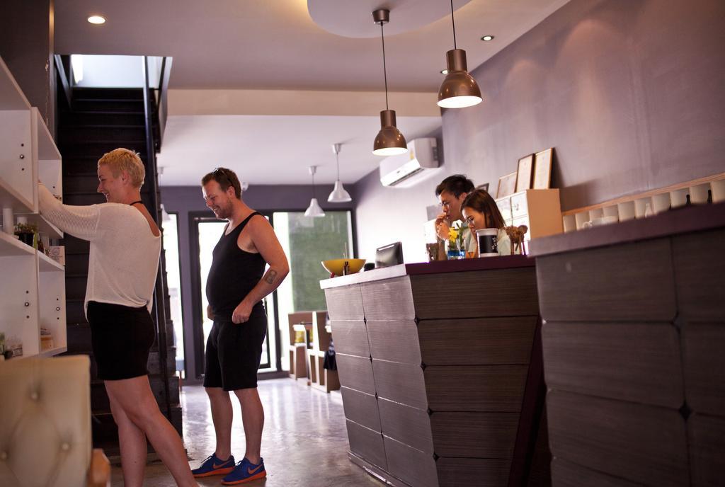 Retroasis Hotel Банкок Екстериор снимка