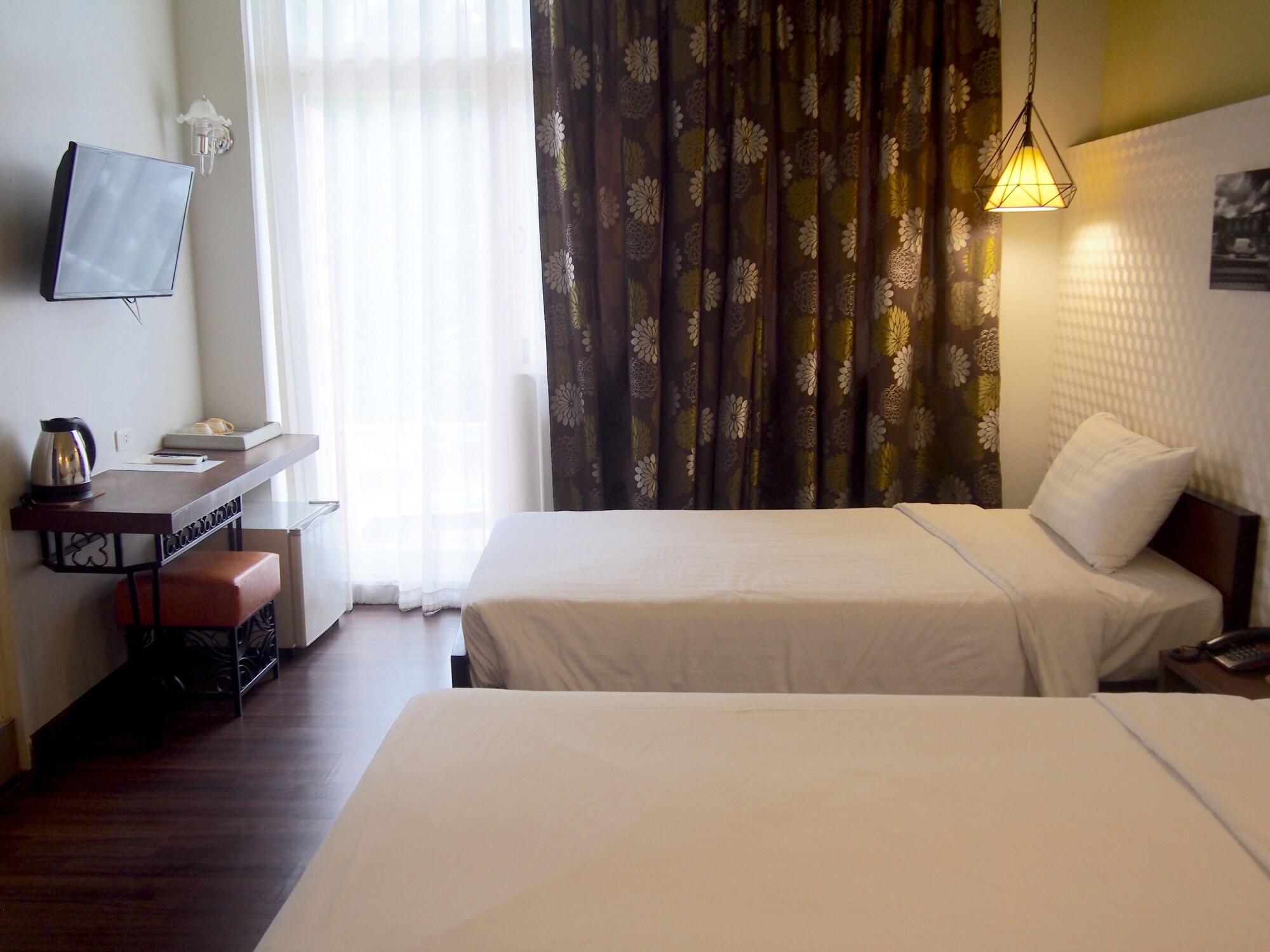 Retroasis Hotel Банкок Екстериор снимка