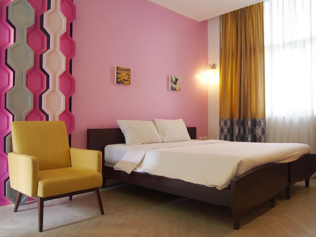 Retroasis Hotel Банкок Екстериор снимка